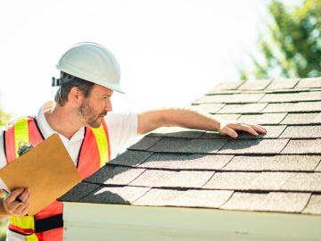 When To Schedule a Professional Roof Inspection